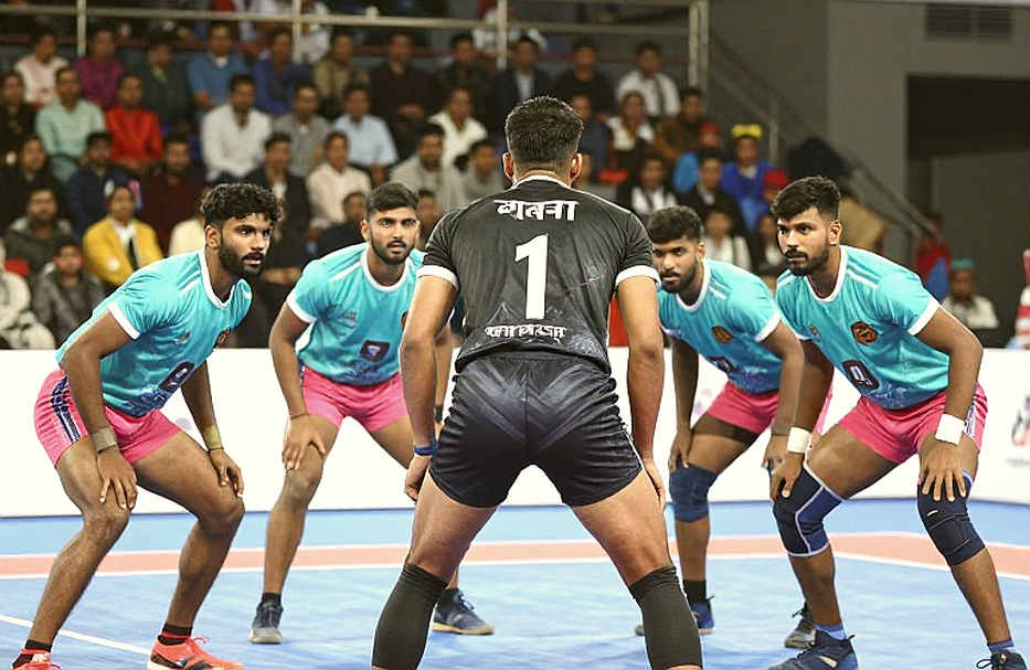 अहमदाबाद में चौथा मैच, भारत का पहला: स्कोरबोर्ड से ज़्यादा रोटेशन और गैरहाज़िरी का हिसाब अहमदाबाद में चौथा मैच, भारत का पहला: स्कोरबोर्ड से ज़्यादा रोटेशन और गैरहाज़िरी का हिसाब